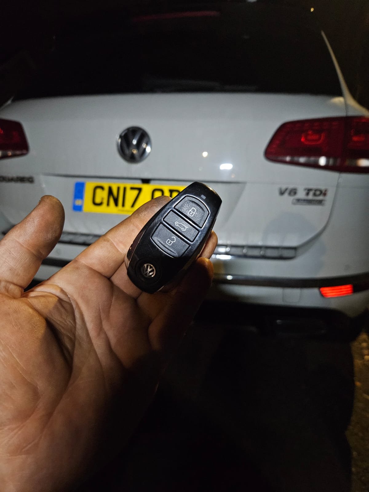 key, car key, keychain, metal, door key, symbols, house keys, close to, federation, door, house, garage key, ride, follower, car key, car key, car key, car key, car key